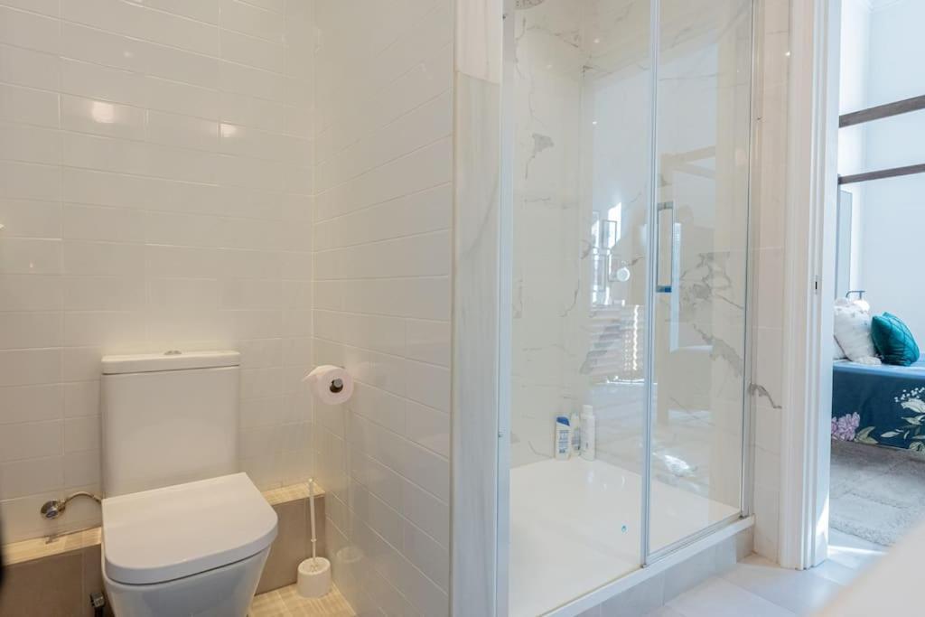 Lux 3 Bed 2 Bath Near Park, Metro, Museums In Born Appartement Barcelone
