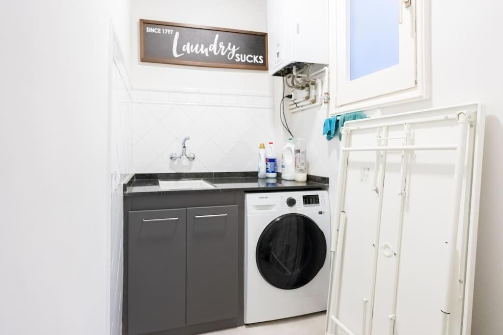 Lux 3 Bed 2 Bath Near Park, Metro, Museums In Born Appartement *