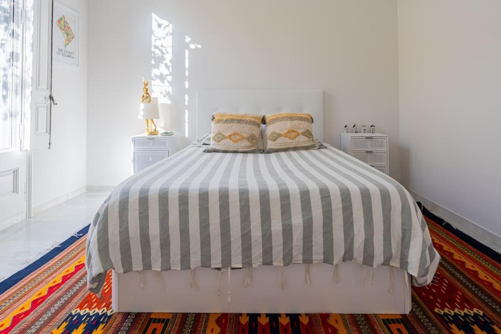 Lux 3 Bed 2 Bath Near Park, Metro, Museums In Born