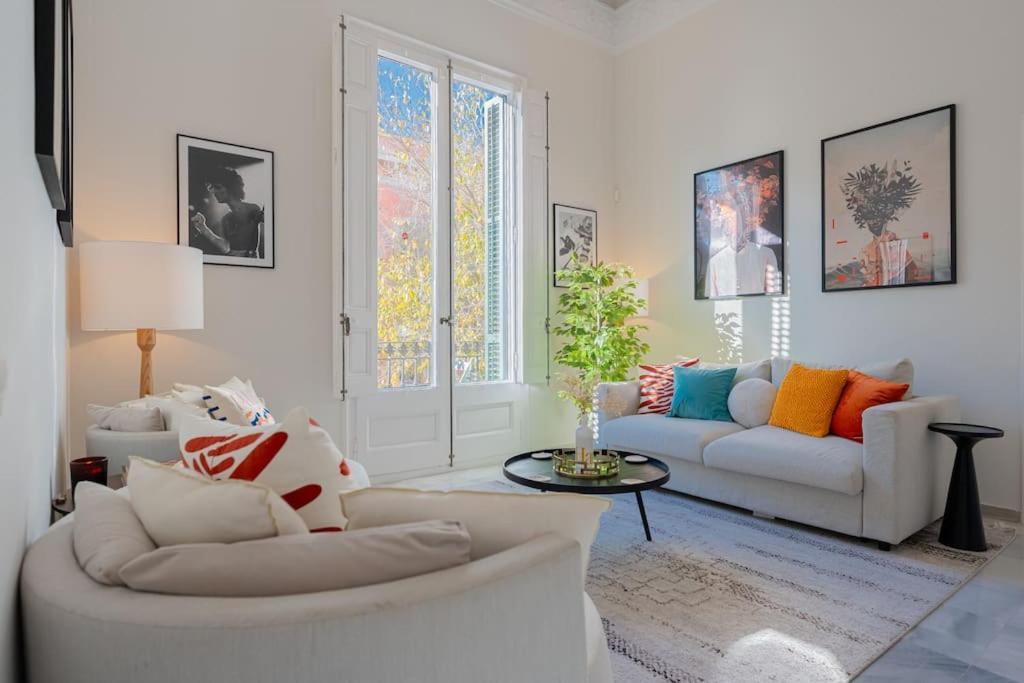 Apartment Lux 3 Bed 2 Bath Near Park, Metro, Museums In Born *